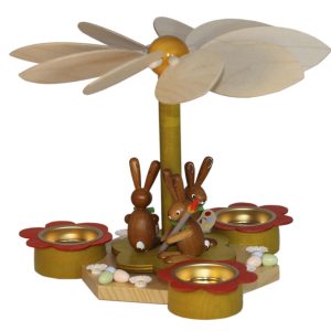 Frühlingspyramide mit Osterhasen