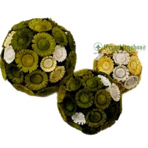 3 Blütenkugeln – feine Holzminiatur –  Neuheit 2024