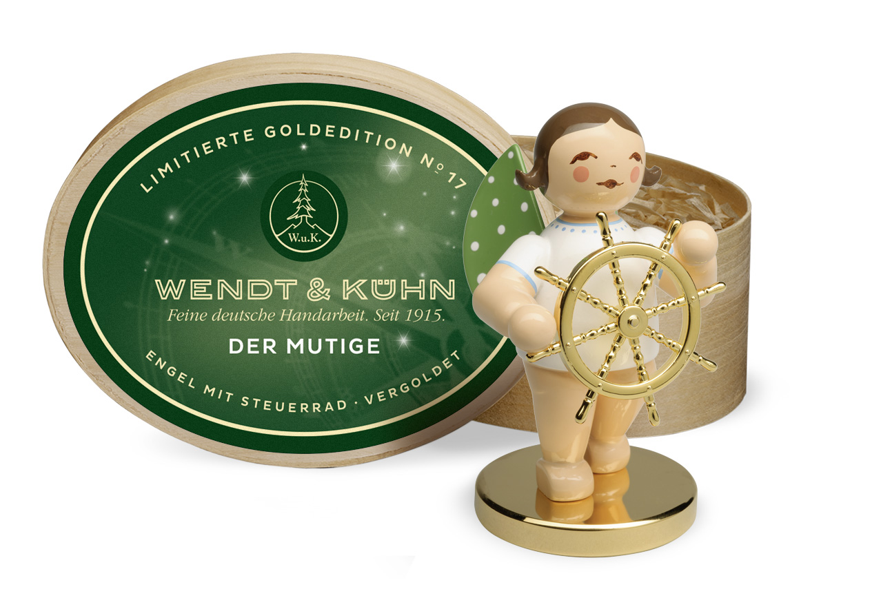 Limitierte Goldedition Nr. 17 Der Mutige, Engel mit Steuerrad auf Metallsockel in der Spanschachtel – Neuheit 2024 Wendt & Kühn