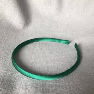 Haarreif aus Seidensatin, Smaragdgrün