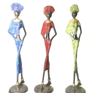 Moogoo Creative Africa – “Femme élégante” by Adama Ouedraogo | 36 cm Blue