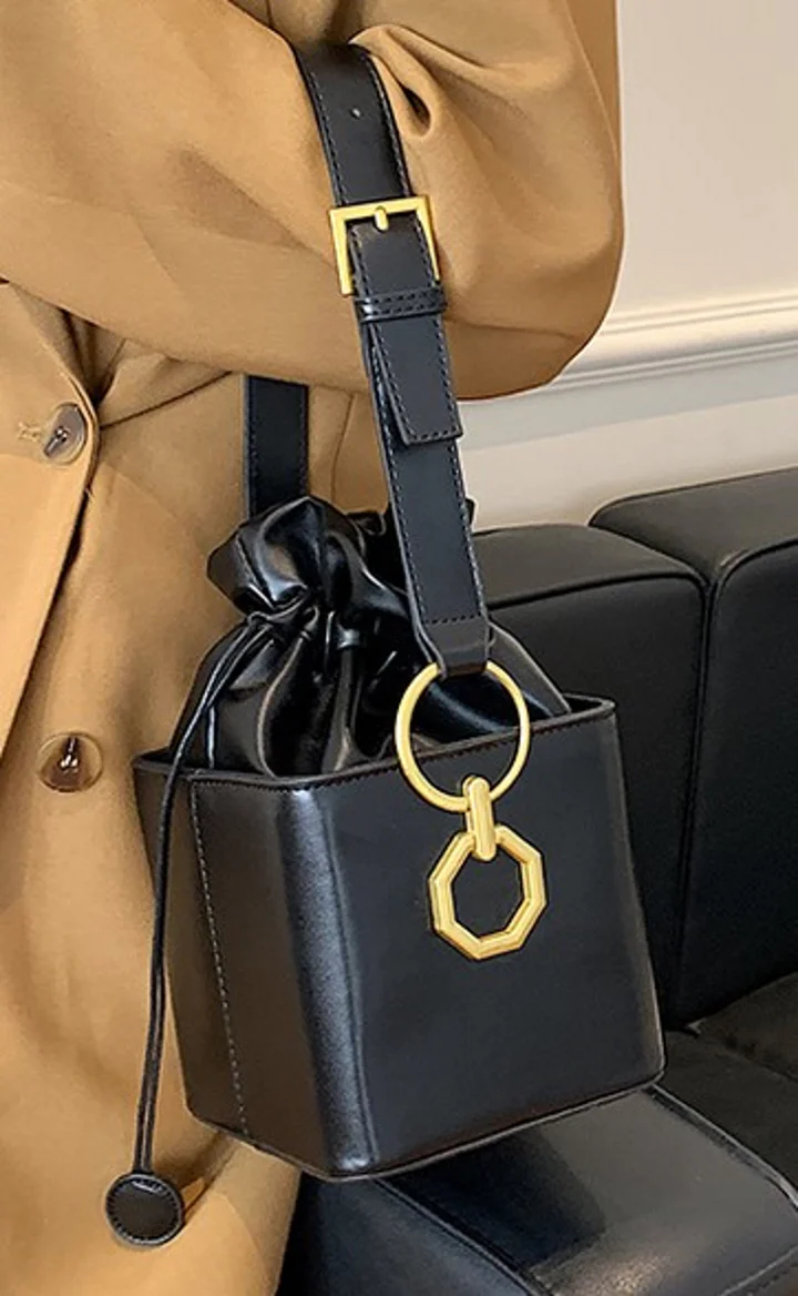 AnBeck ‘The Cube’ Clutch / Handtasche/ Umhängetasche (beige) – Bild 6