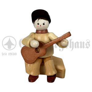 Gitarrist sitzend natur – Holzminiatur aus dem Erzgebirge